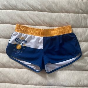Corona Shorts